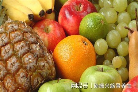 要少吃3种水果和4种蔬菜k8凯发入口高尿酸患者(图1)